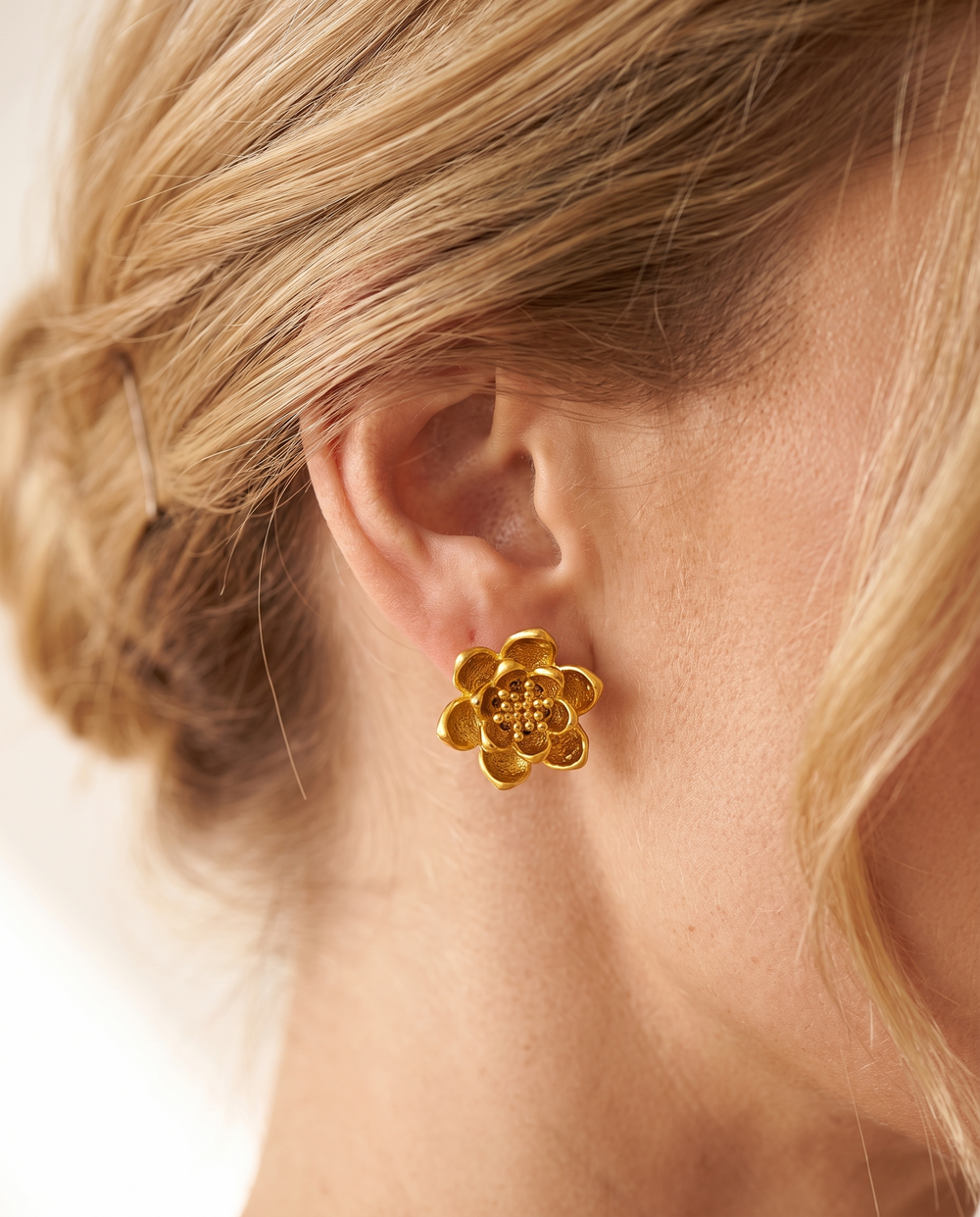 Electroplated Flower Stud Earrings